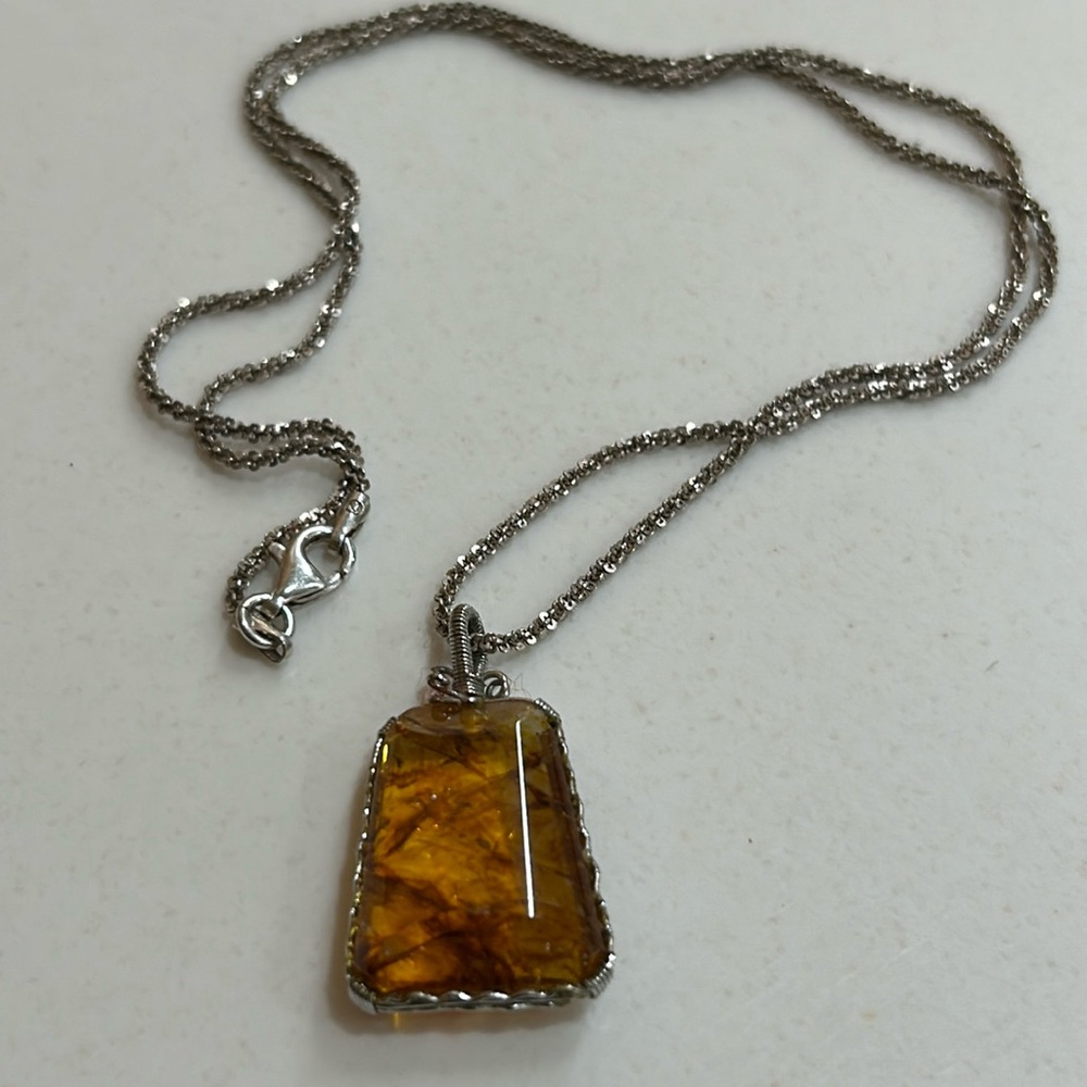 Beautiful vintage Baltic Amber sterling silver